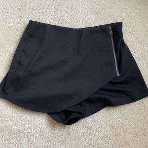 5/$25 LF Black Skort